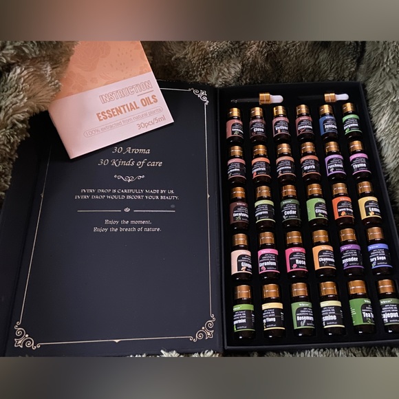 Essential Oils Gift Box 30pcs- 5ml - New/Sealed - Picture 2 of 7